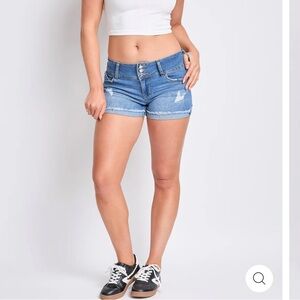 “WannaBettaButt” Women's Jean Shorts